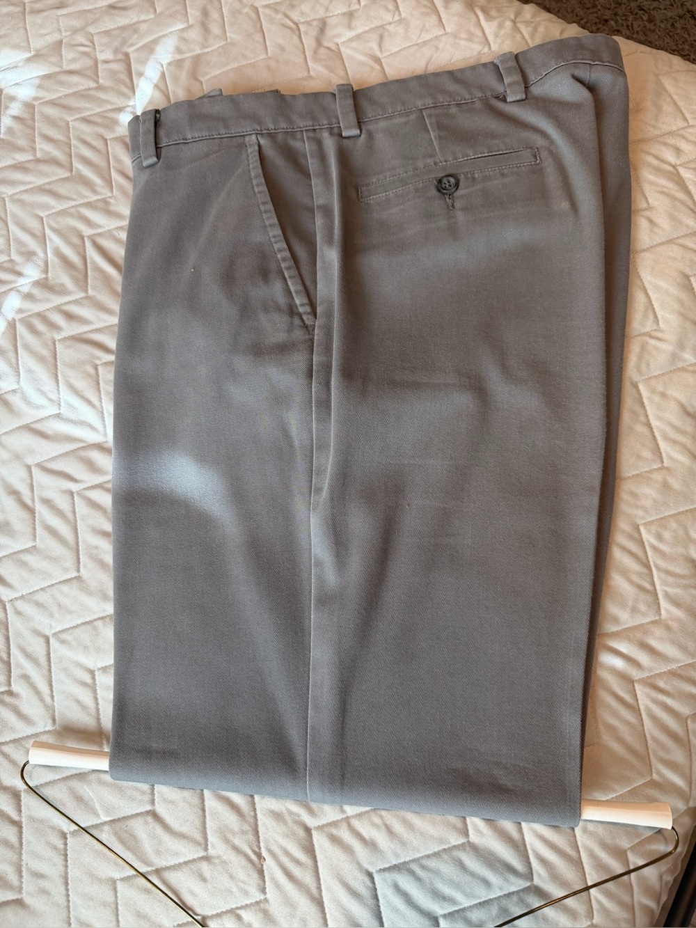Dockers Classic Fit Chinos in Charcoal Gray